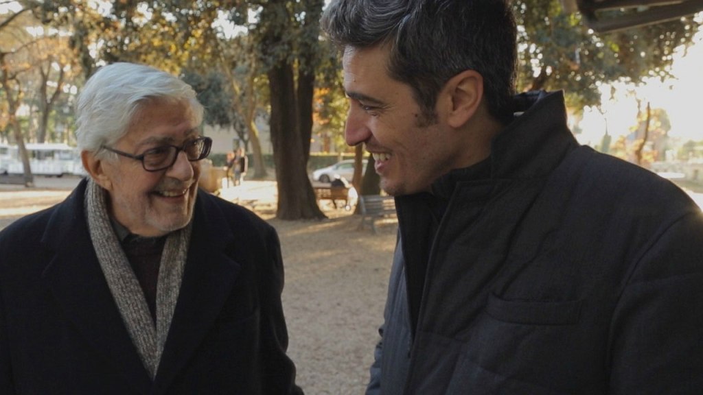 “Ridendo e scherzando – ritratto di un regista all’italiana”: un omaggio a Ettore Scola